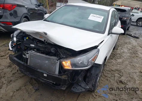 2020 Kia Rio S z USA, uszkodzony, nr VIN 3KPA24AD7LE288831